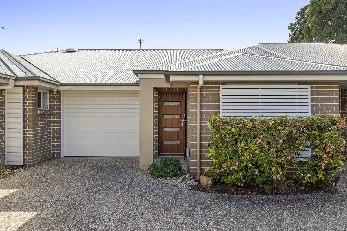 Main view of Homely unit listing, 2/6 View Street, South Toowoomba QLD 4350