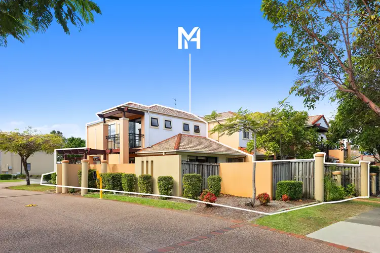 76/302 Christine Avenue, Varsity Lakes QLD 4227