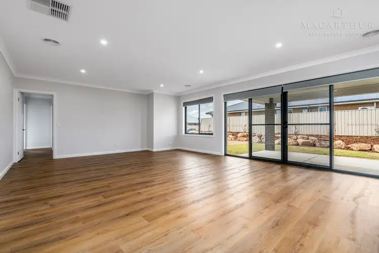 Fifth view of Homely house listing, 3 Edgar Place, Gobbagombalin NSW 2650