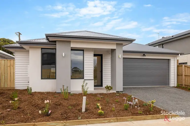 92 Pembrey Loop, Cowes VIC 3922