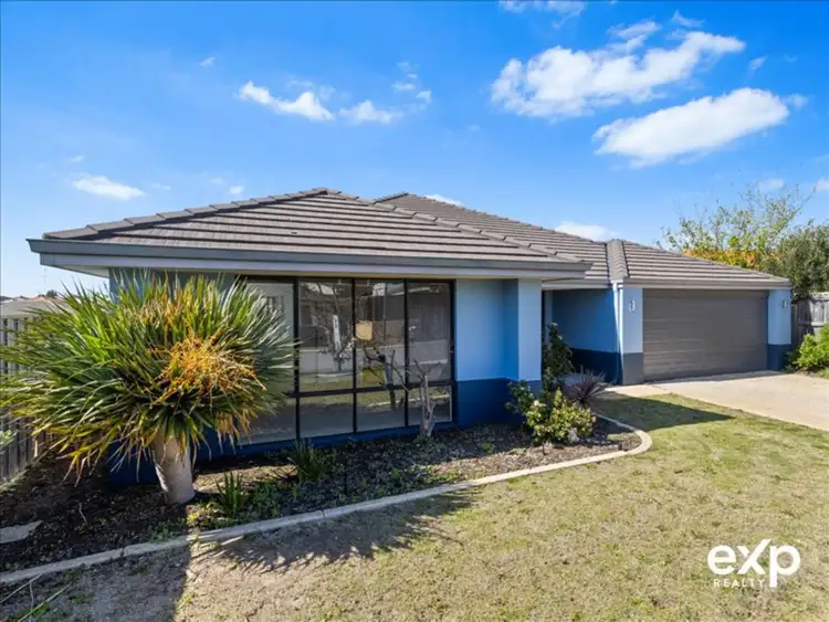 4 Adriana Way, Halls Head WA 6210