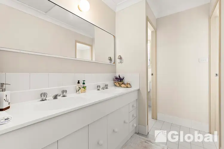 Fifth view of Homely house listing, 33 Aurora Court, Warners Bay NSW 2282