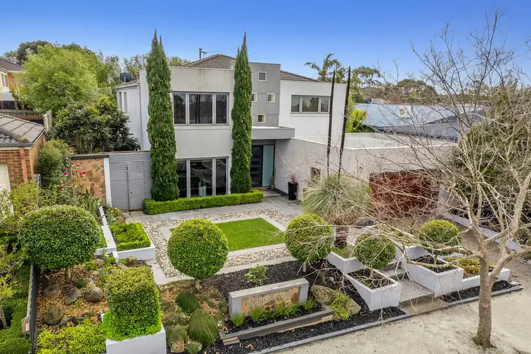 8 Cabernet Court, Frankston South VIC 3199
