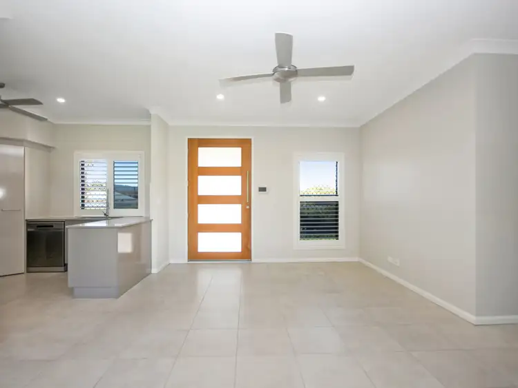 Fifth view of Homely unit listing, 4-6 Baradine Close, Karalee QLD 4306