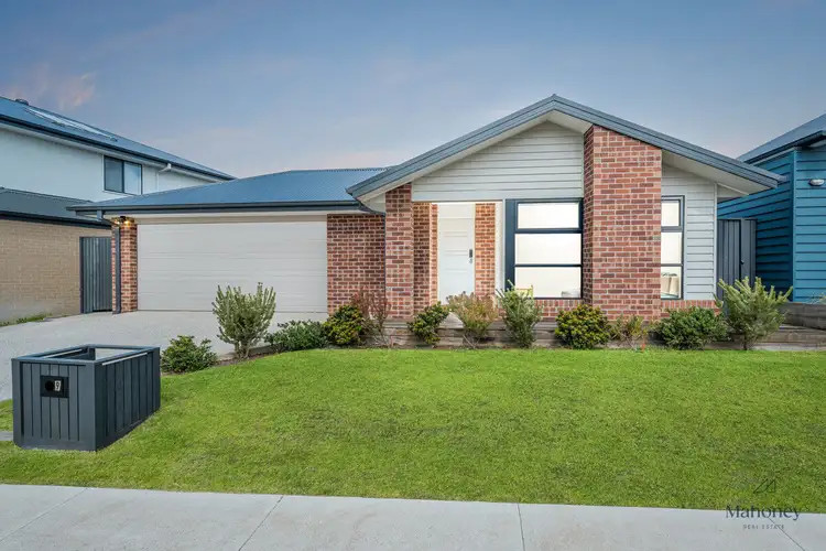 9 Whiteley Street, Mount Duneed VIC 3217