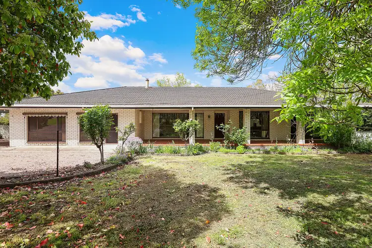 46 Glenormiston Road, Noorat VIC 3265