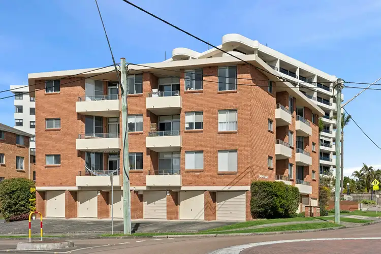 2/55 Ocean Parade, The Entrance NSW 2261