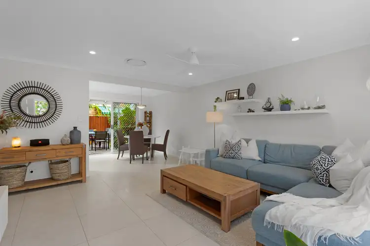 4/18 Bottlewood Court, Burleigh Waters QLD 4220