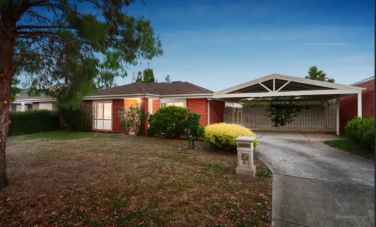 4 Brooke Court, Pakenham VIC 3810