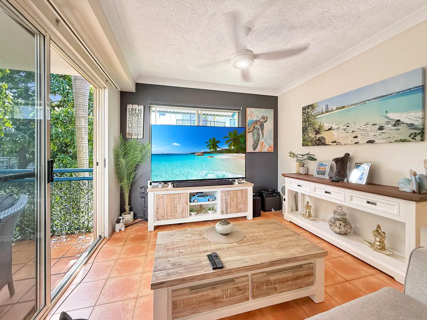 Main view of Homely unit listing, 18/10-14 Purli Street, Chevron Island QLD 4217