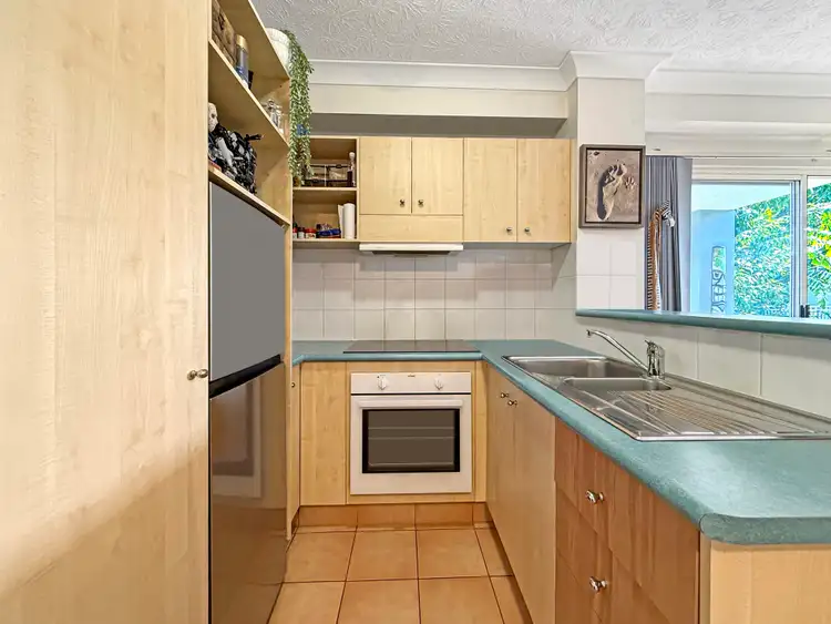 Third view of Homely unit listing, 18/10-14 Purli Street, Chevron Island QLD 4217