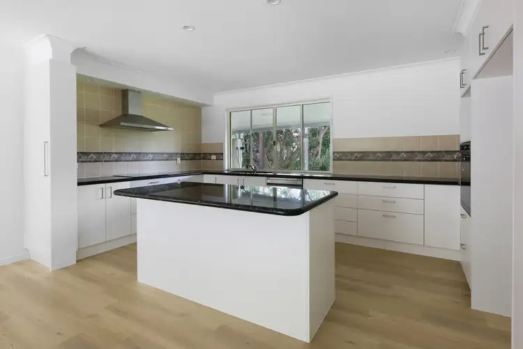 86 Valley Drive, Tallebudgera QLD 4228