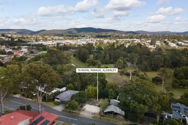 76 Royal Parade, Alderley QLD 4051