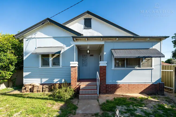 96 Railway Street, Turvey Park NSW 2650