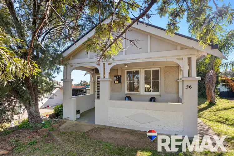 36 George Street, Junee NSW 2663