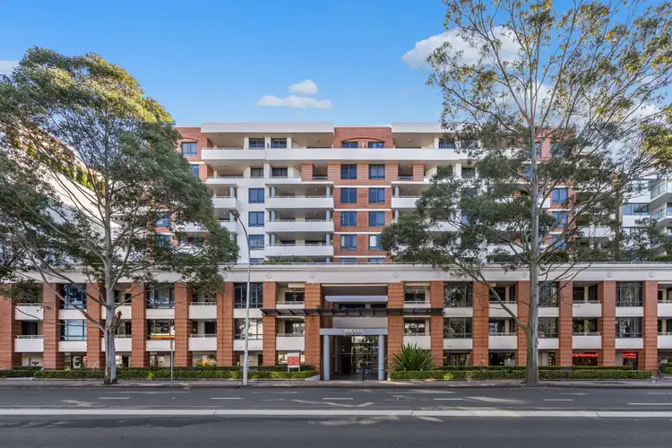 41/121-133 Pacific Highway, Hornsby NSW 2077