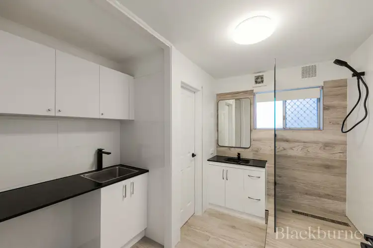 Fifth view of Homely apartment listing, 15/4 Canham Way, Orelia WA 6167