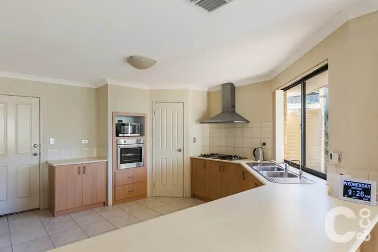 Fifth view of Homely house listing, 7 Shanklin Court, Wellard WA 6170
