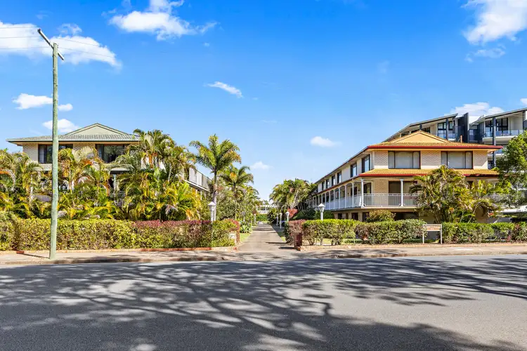 4/54 Freshwater Street, Scarness QLD 4655