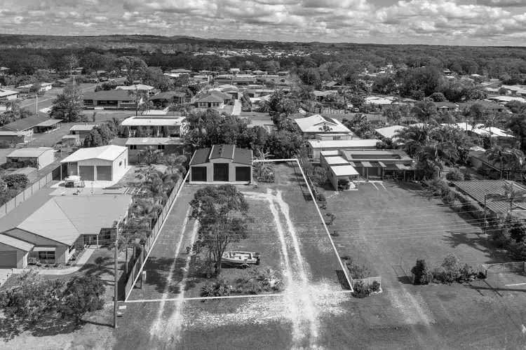 192 Queen Elizabeth Drive, Cooloola Cove QLD 4580