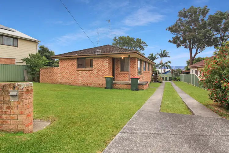 1/86 Deakin Street, Oak Flats NSW 2529