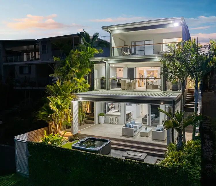 10 Broadwater Terrace, Redland Bay QLD 4165