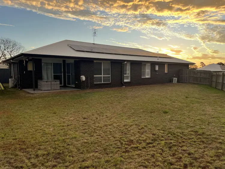 39 Murray Street, Oakey QLD 4401