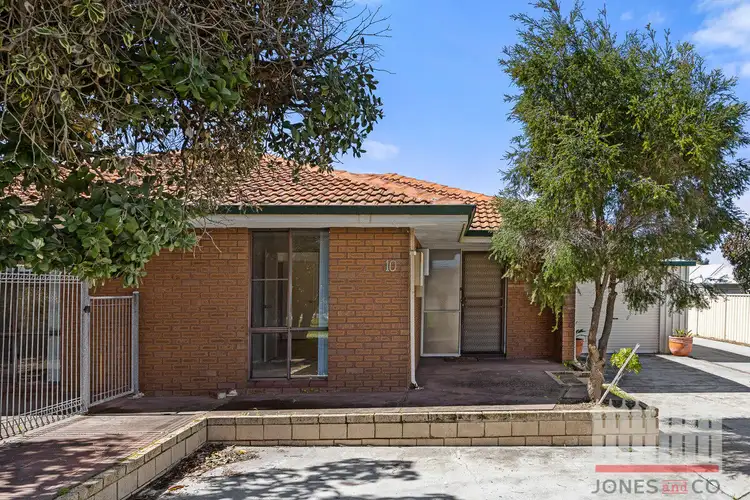 10 Avenell Road