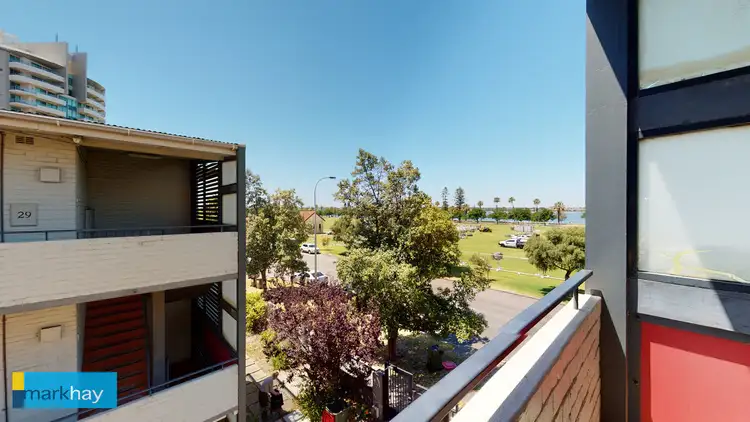 32/124 Terrace Road, Perth WA 6000
