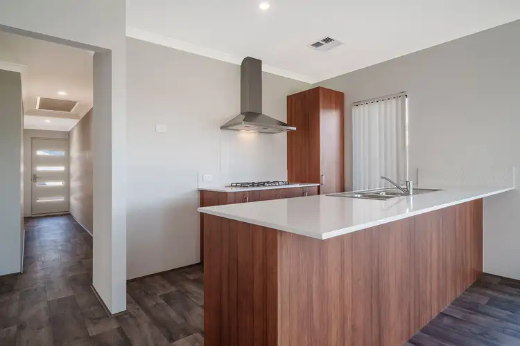 Second view of Homely house listing, 118 Avoca Chase, Baldivis WA 6171