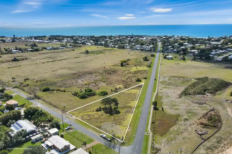 120 Rowlands Road, Burnett Heads QLD 4670
