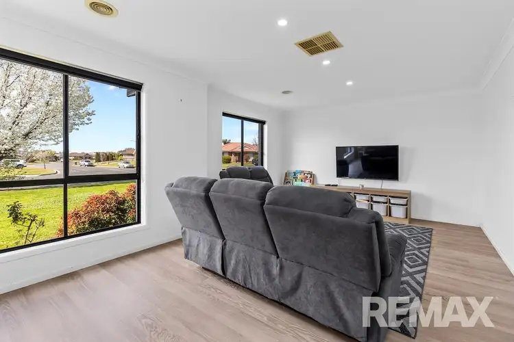 Fourth view of Homely house listing, 91 Yentoo Drive, Glenfield Park NSW 2650