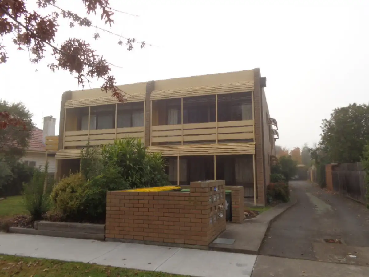 Main view of Homely unit listing, 5/18 Dundas Street, Sale VIC 3850