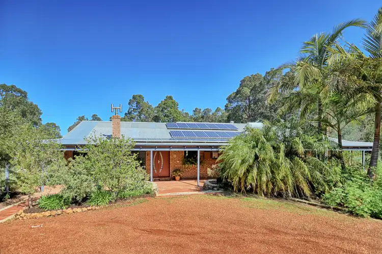 1870 Coolgardie Street, Mundaring WA 6073