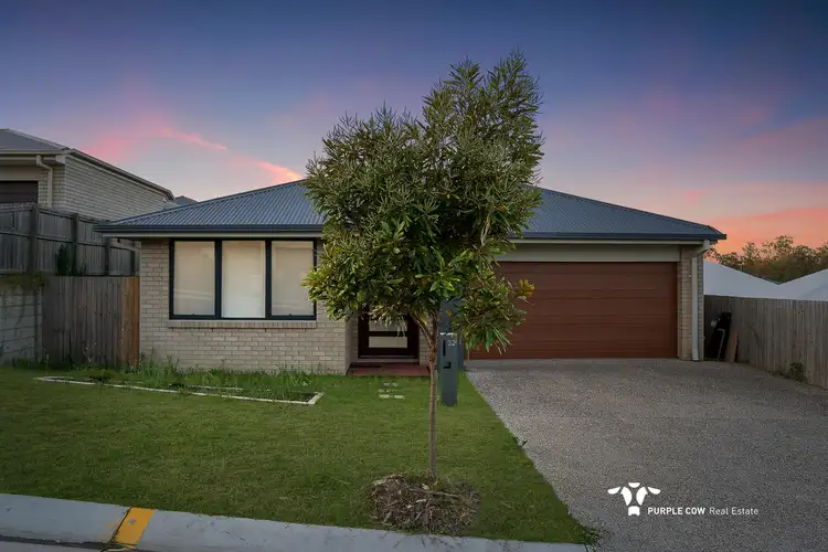 32 Abington Street, Spring Mountain QLD 4300
