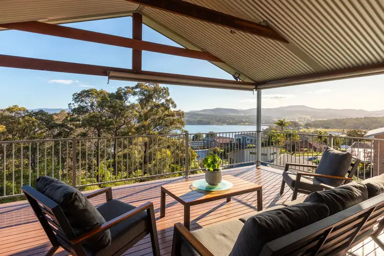 10 Warn Close, Merimbula NSW 2548