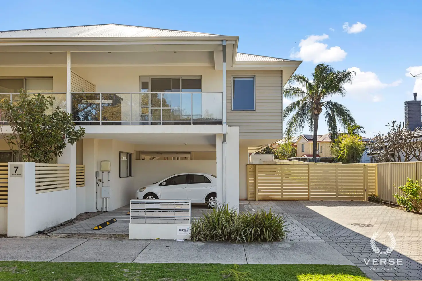 Main view of Homely unit listing, 10/7 Roberts Road, Lathlain WA 6100