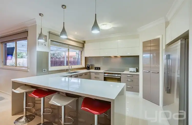 Second view of Homely house listing, 25 Cynthia Court, Hillside VIC 3037