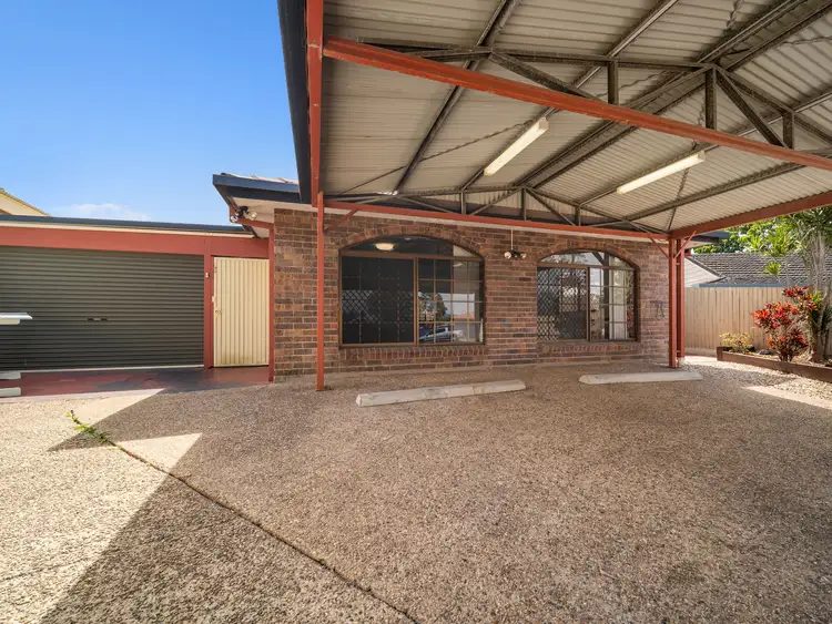 8 Salix Court, Crestmead QLD 4132