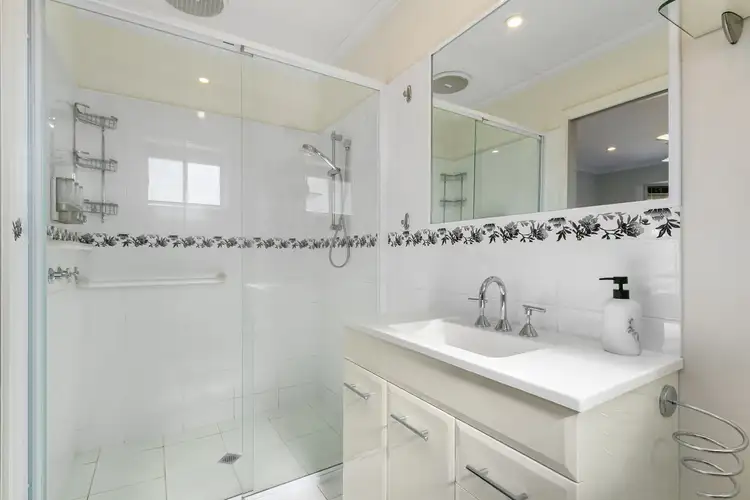 Fourth view of Homely house listing, 15 Yvette Close, Sale VIC 3850