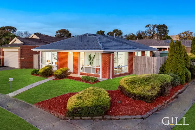 16 Michelle Drive, Berwick VIC 3806