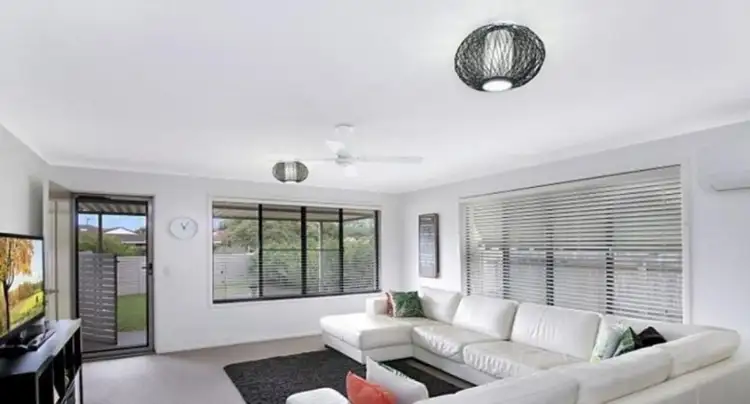 1/14 Crimson Crt, Miami QLD 4220