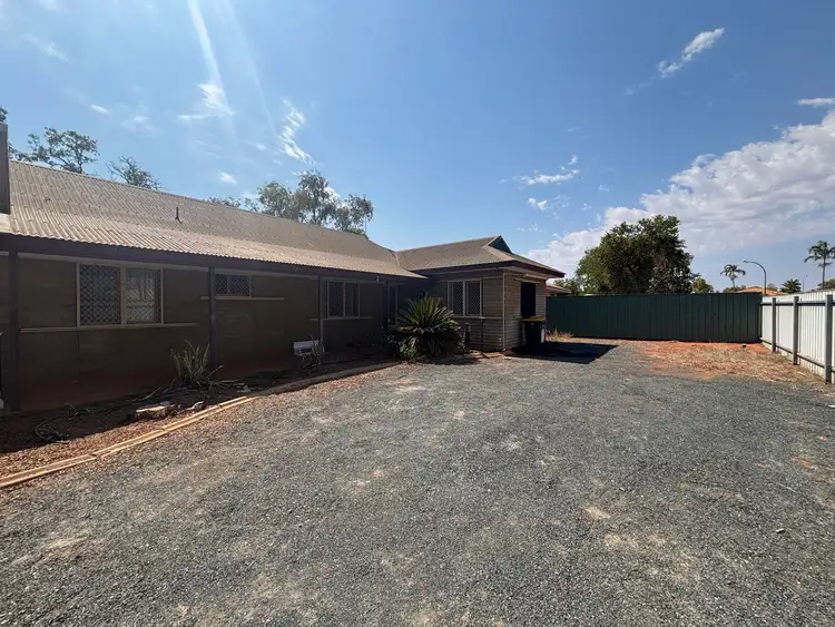 17 Skippers Loop, South Hedland WA 6722