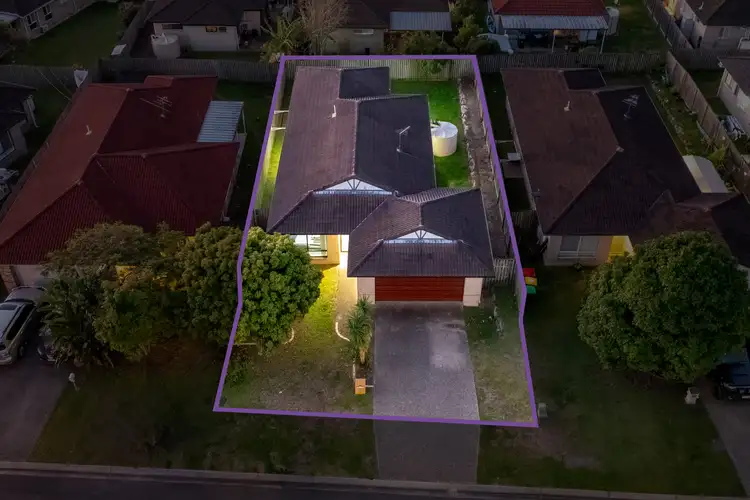 14 Reynolds Close, Redbank Plains QLD 4301
