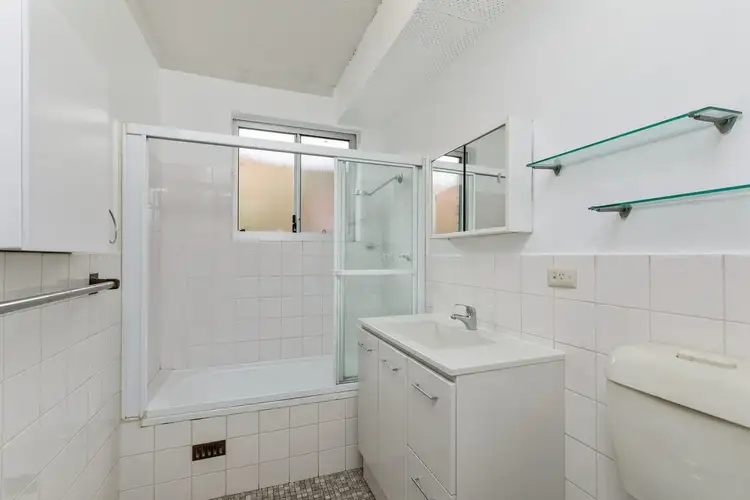 Fourth view of Homely unit listing, 4/11 Harriette Street, Neutral Bay NSW 2089