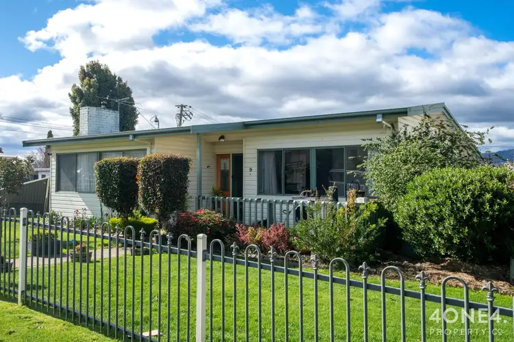 9 Bristol Road, Claremont TAS 7011