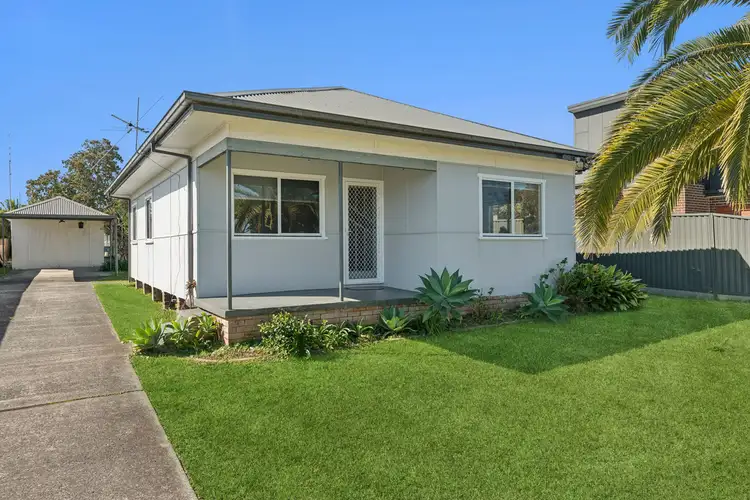 2 Boomerang Avenue, The Entrance NSW 2261