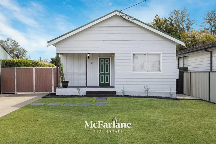 13 Boston Close, Cardiff NSW 2285