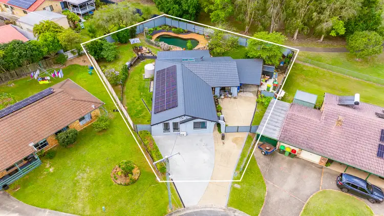 6 Cardiff Court, Kallangur QLD 4503