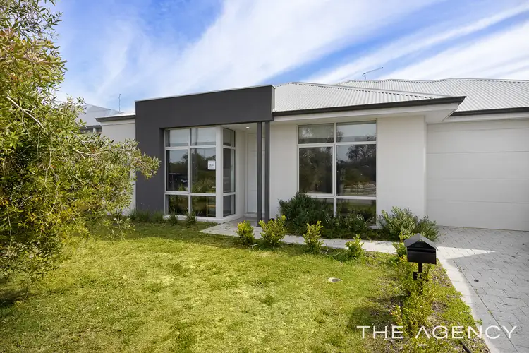 23 Seacliff Approach, Madora Bay WA 6210